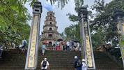 Okruh Vietnamem za přírodními krásami i památkami Unesco - Hue - pagoda Nebeské paní