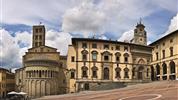 Pod toskánským sluncem - za Benediktýny, Kateřinou Sienskou a slavnými víny
