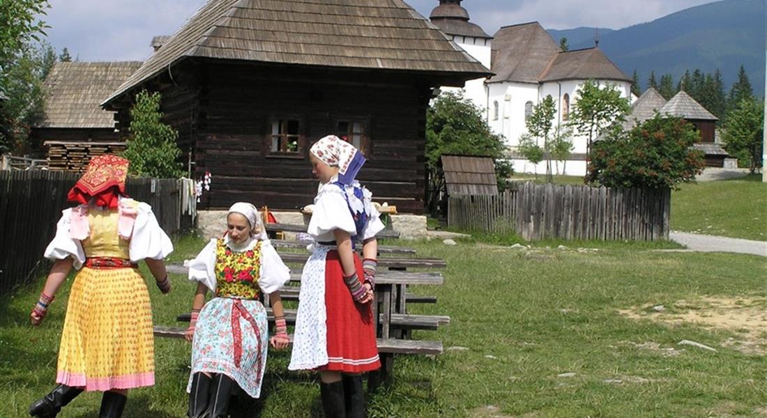 Tatry za přírodou a termály po železnici